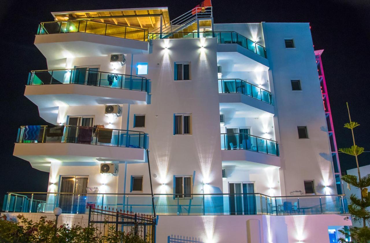 Hotel Landi Ксамил Екстериор снимка