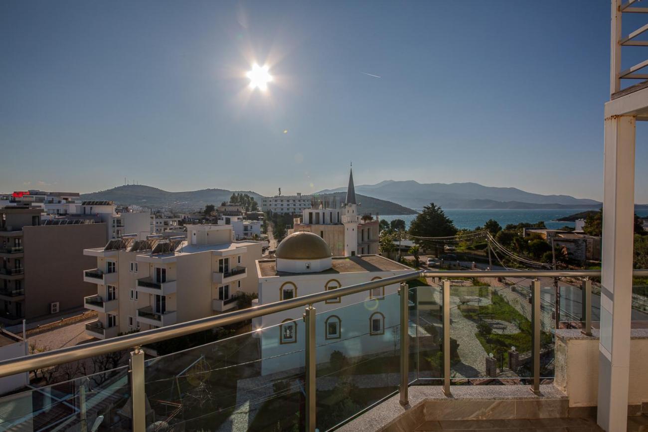 Hotel Landi Ксамил Екстериор снимка